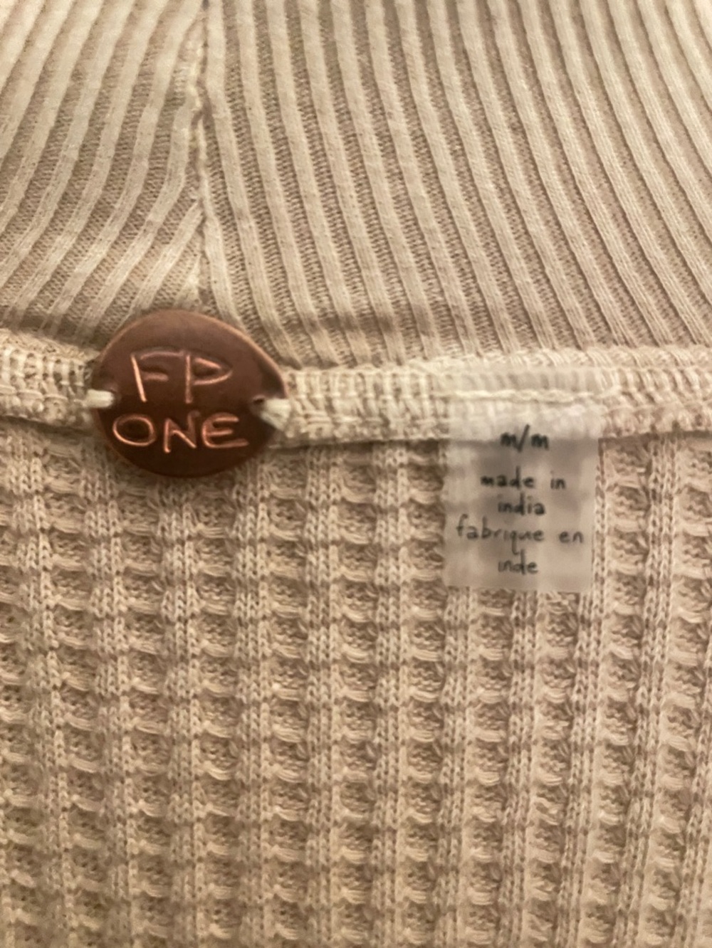 Free people waffle style top size medium - Picture 2 of 3